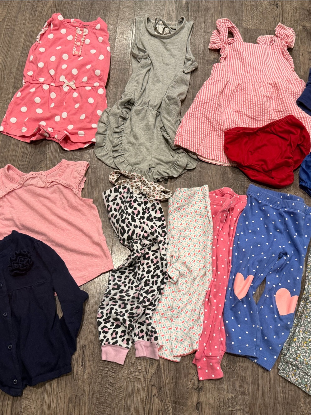 Girls 18 month bundles 15 pieces